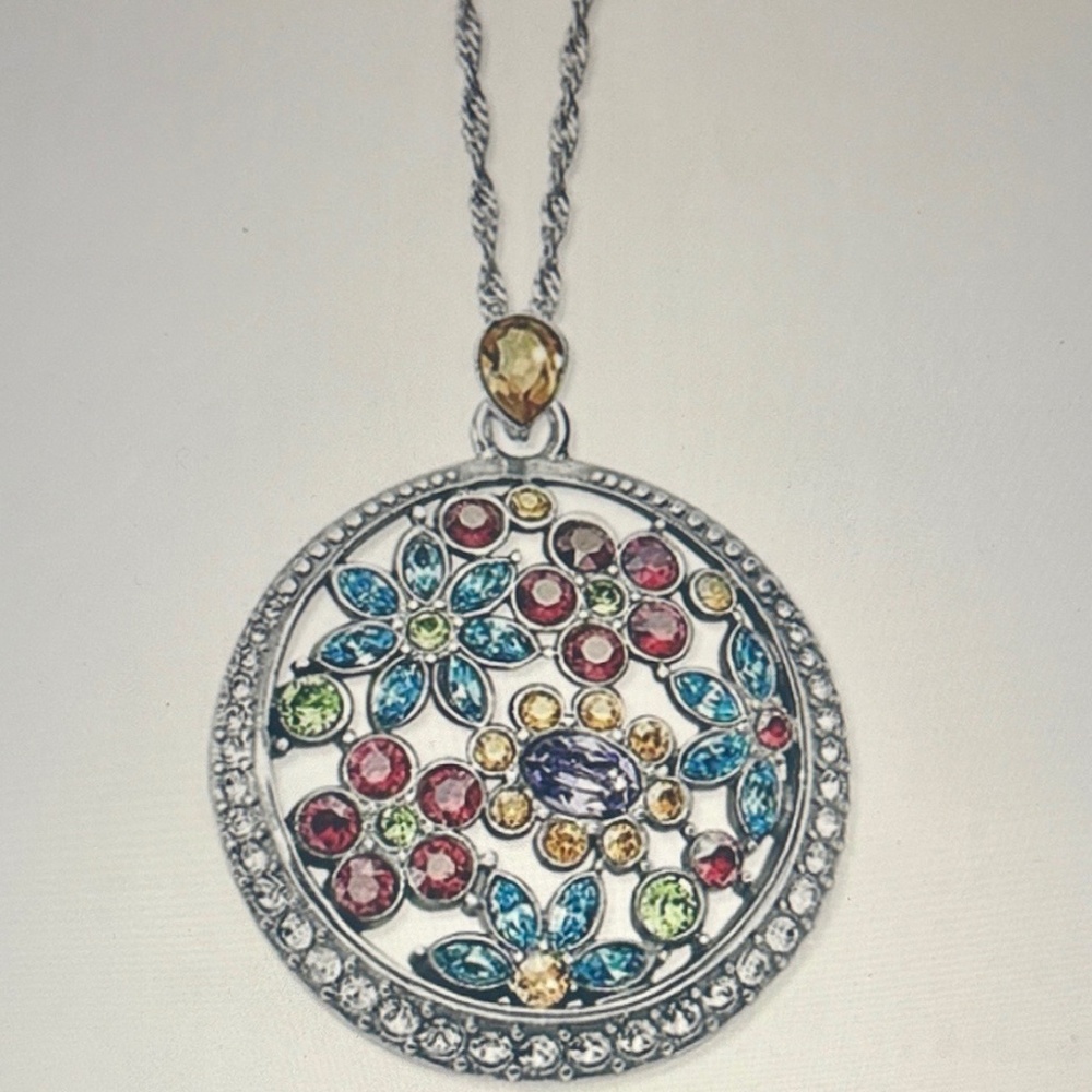 💐🆕💐 Brighton Trust your Journey Round Flower Necklace NWT